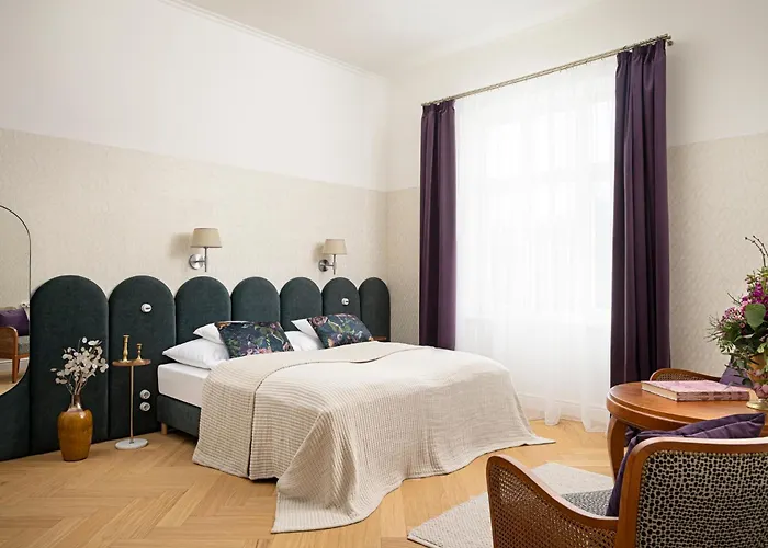 Porcelaine Apartament